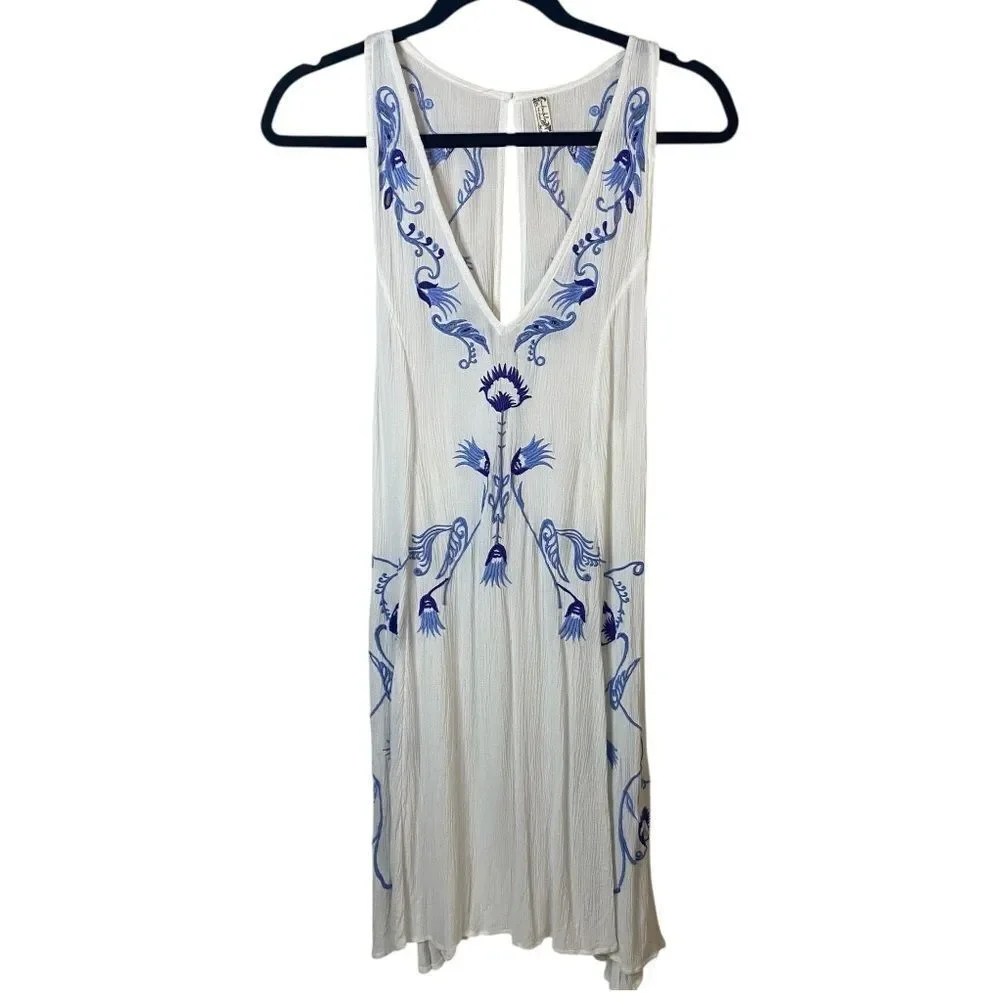 Free People NWOT White and Blue Embroidered Dress Sz M